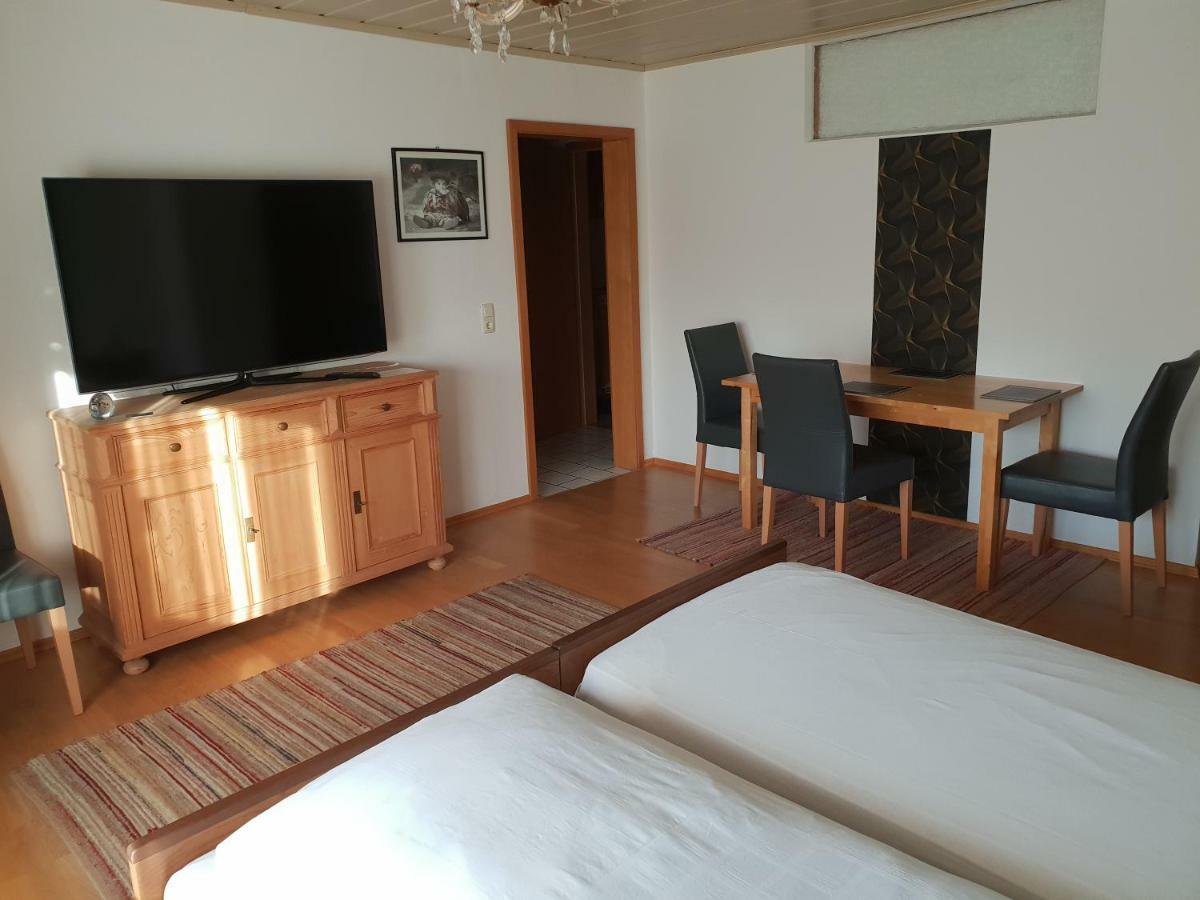Pension Elsendorf Exteriör bild