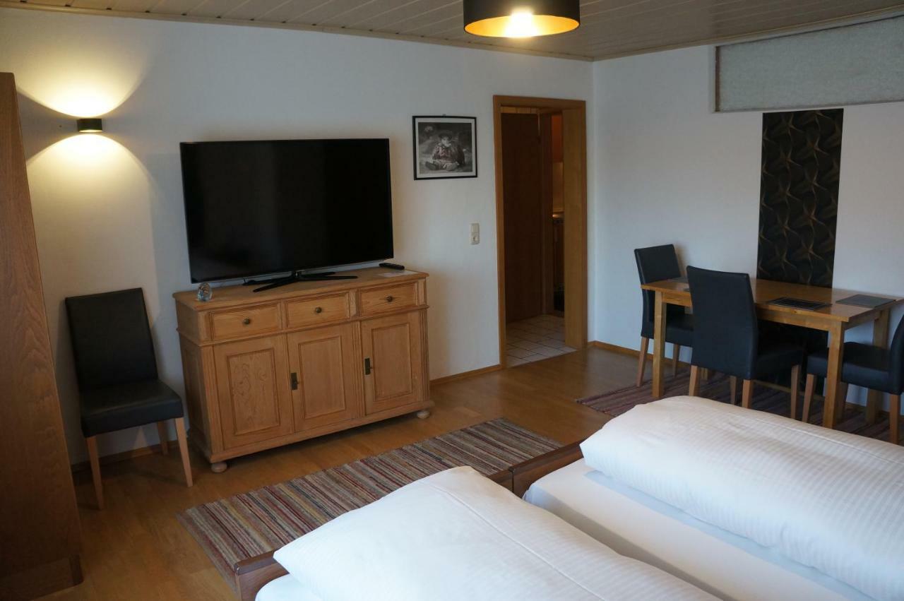 Pension Elsendorf Exteriör bild