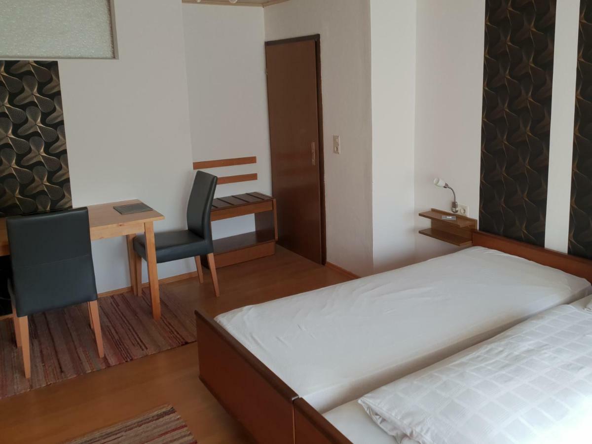 Pension Elsendorf Exteriör bild