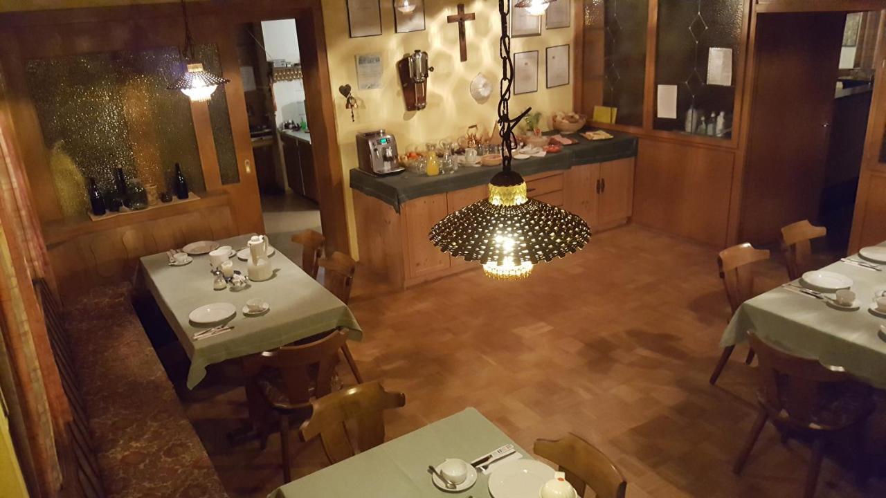 Pension Elsendorf Exteriör bild